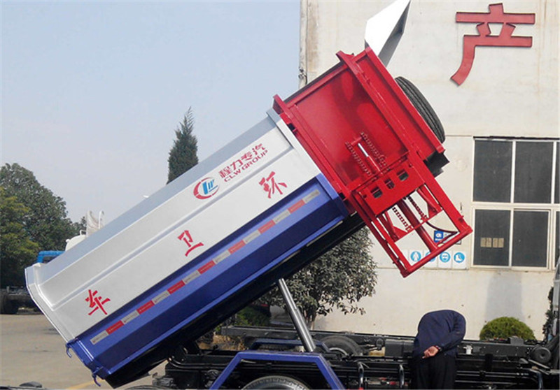东风多利卡自装卸垃圾车3.jpg