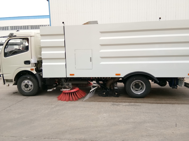 东风多利卡D7洗扫车图片2