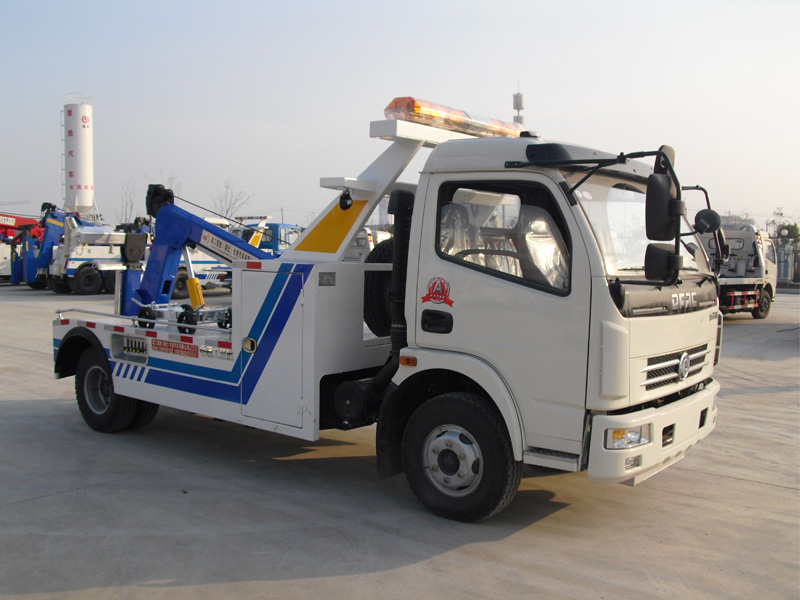 东风多利卡拖吊联体清障车