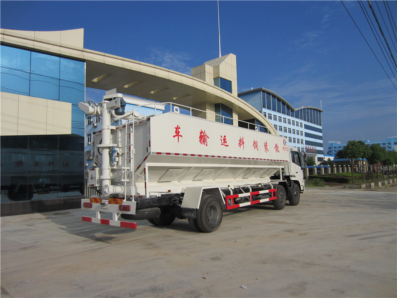 东风小三轴散装饲料运输车图片7